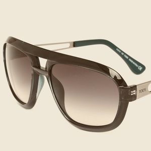 Tod's  58-18-135 black  Men's aviator Sunglasses authentic made in italy